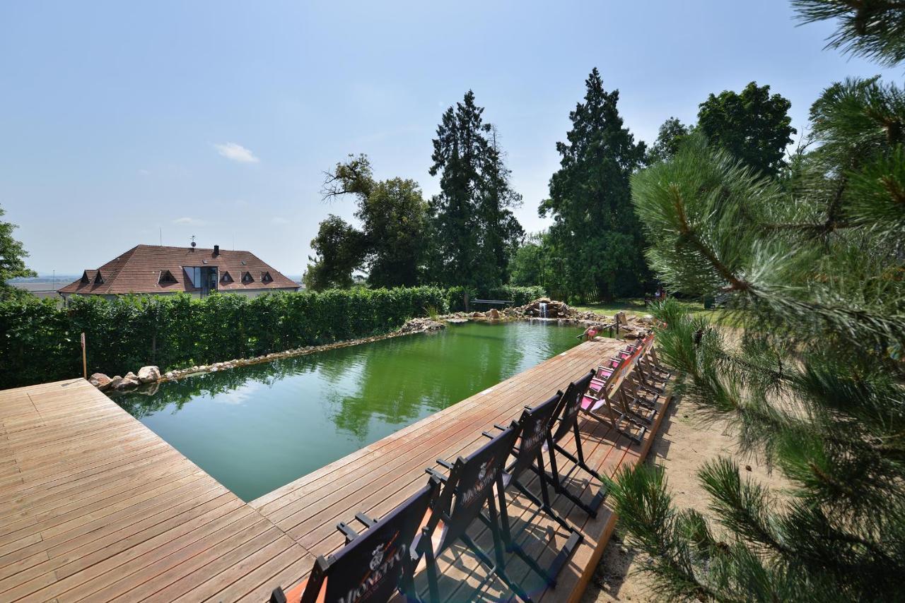 Chateau Loucen Garden Retreat Dış mekan fotoğraf