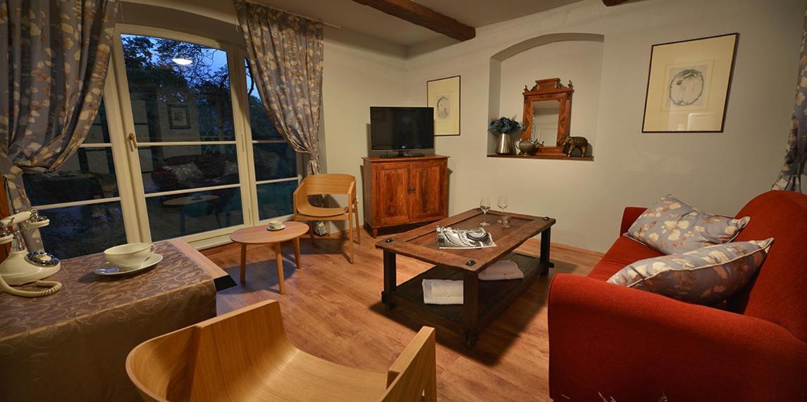 Chateau Loucen Garden Retreat Dış mekan fotoğraf