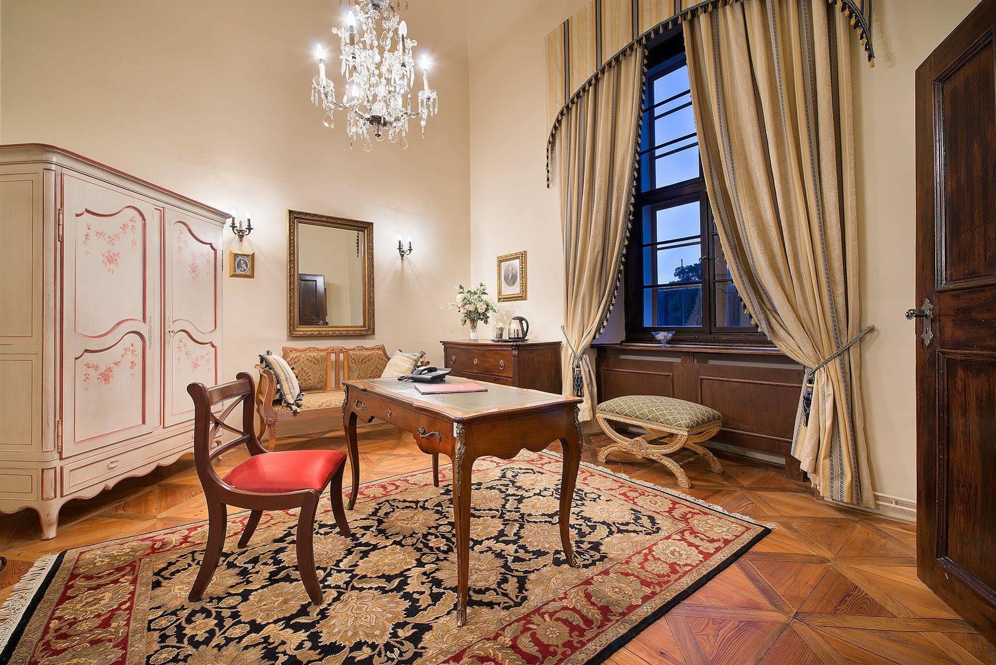 Chateau Loucen Garden Retreat Dış mekan fotoğraf